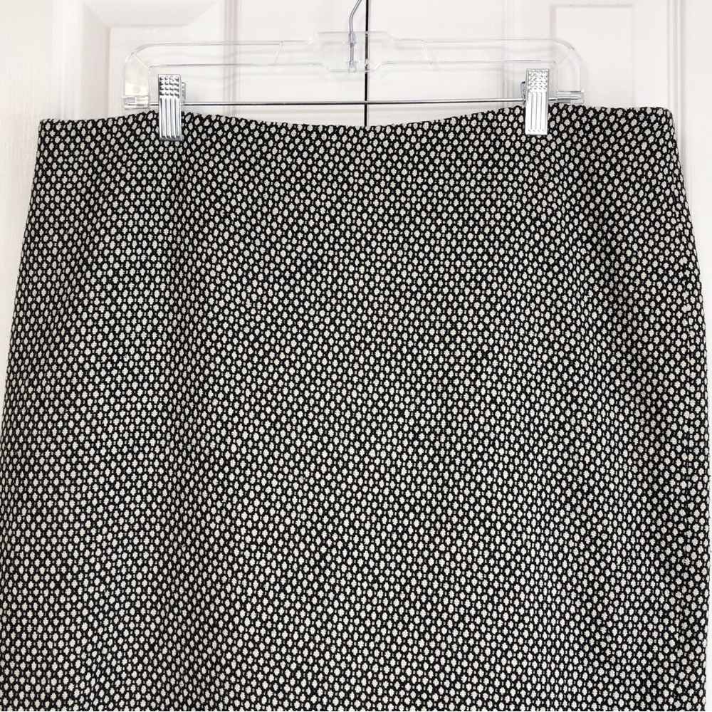 Lord & Taylor Black Ivory Tweed Dot Print Wool Blend Midi Pencil Skirt 16 - Picture 2 of 15